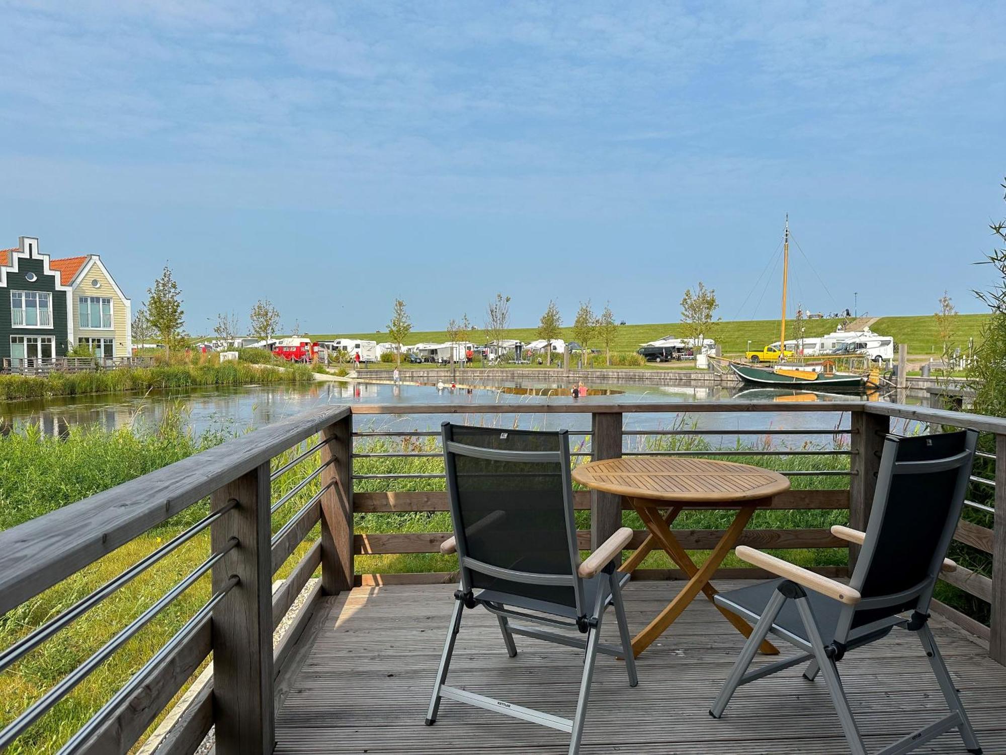 Fischerhaeuschen Am Kurpark Neuharlingersiel Exterior foto